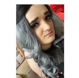 Meet your Posher, Katelyn